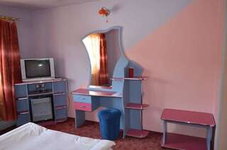 Отель Hotel Yax Кымпени Двухместный номер с 1 кроватью и собственной ванной комнатой-4